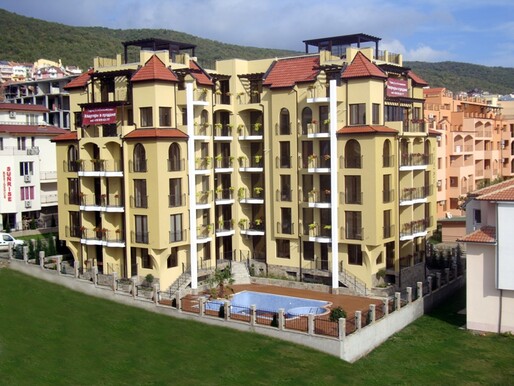 Тристаен апартамент с гледка море в комплекс ”Вила Аристо”, Свети Влас